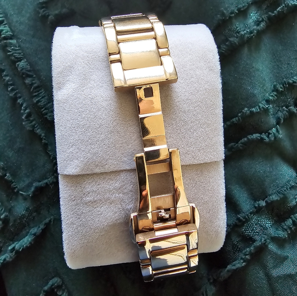 Kate Spade Rose Gold-Tone Watch with White Face - Picture 2 of 2